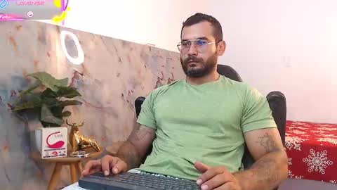Snapshot of hanz_col chatting on 10-06-25, 11:51 hanz_col online show from 10-06-25, 11:51