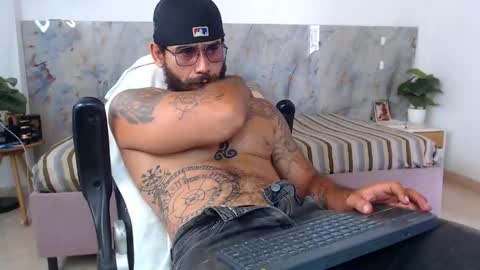 hanz_col online show from 04-17-26, 02:53