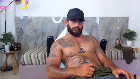 hanz_col online show from 04-20-26, 03:37