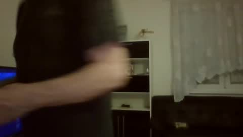 Snapshot of hanzik1954 chatting on 02-09-25, 09:39 hanzik1954 online show from 02-09-25, 09:39