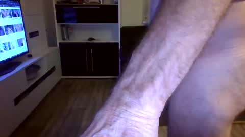 Snapshot of hanzik1954 chatting on 03-09-25, 05:49 hanzik1954 online show from 03-09-25, 05:49