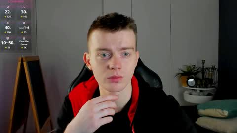 Snapshot of happydeimos chatting on 11-17-25, 10:04 happydeimos online show from 11-17-25, 10:04