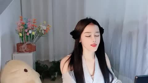 Daisy online show from 04-12-26, 02:44