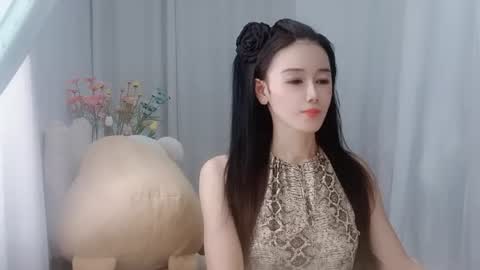 Snapshot of happyflower802318 chatting on 07-08-26, 02:49 Daisy online show from 07-08-26, 02:49