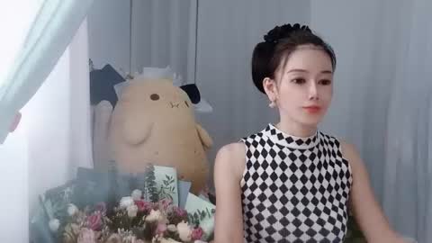 Snapshot of happyflower802318 chatting on 07-15-26, 04:40 Daisy online show from 07-15-26, 04:40