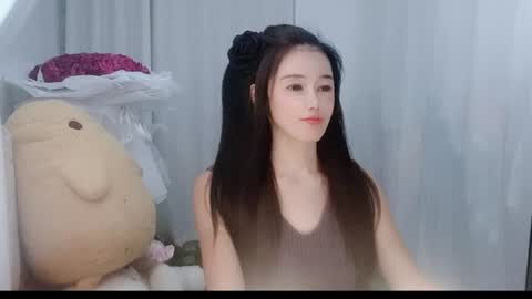 Snapshot of happyflower802318 chatting on 07-31-26, 03:50 Daisy online show from 07-31-26, 03:50
