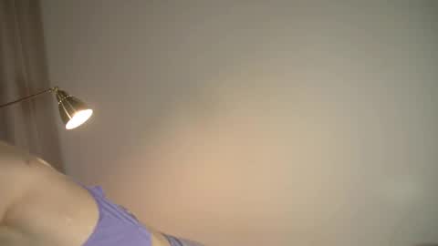 Snapshot of happynewdear chatting on 03-13-26, 11:22 Evy online show from 03-13-26, 11:22