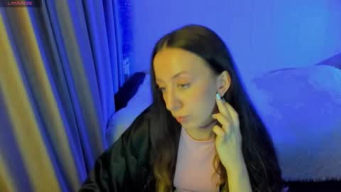 Stephanie online show from 11-02-25, 08:11