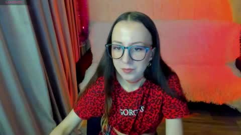 Stephanie online show from 11-21-25, 07:23