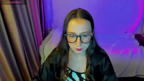 Stephanie online show from 03-01-26, 07:27