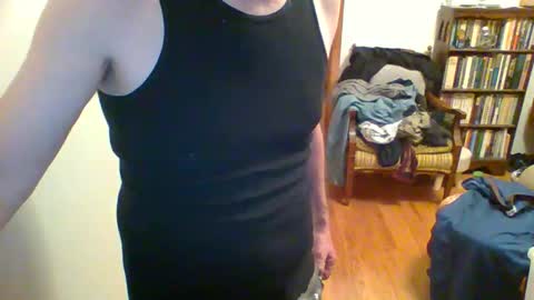 Snapshot of har5 chatting on 11-18-25, 03:45 Hardy-Har online show from 11-18-25, 03:45