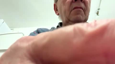 Snapshot of harald1234 chatting on 10-26-25, 09:10 harald1234 online show from 10-26-25, 09:10