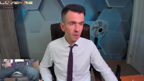 Steve online show from 06-18-26, 02:32