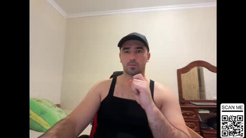 Snapshot of hard_to_obey chatting on 12-03-25, 07:45 Vadim online show from 12-03-25, 07:45