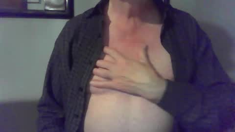 Snapshot of hardchicagoforzya chatting on 10-17-25, 07:44 hardchicagoforzya online show from 10-17-25, 07:44