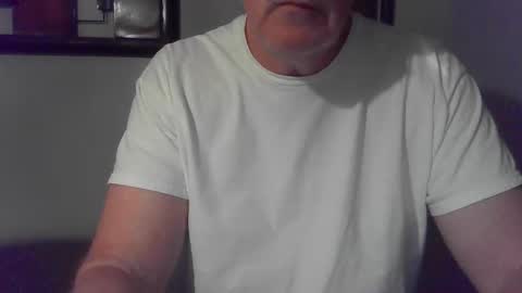 Snapshot of hardchicagoforzya chatting on 10-18-25, 05:43 hardchicagoforzya online show from 10-18-25, 05:43