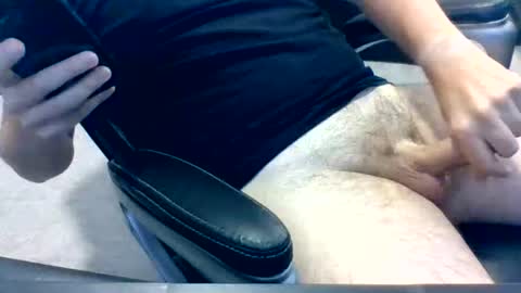 Snapshot of hardcock2889 chatting on 06-12-26, 04:28 Makeithappen9086 online show from 06-12-26, 04:28