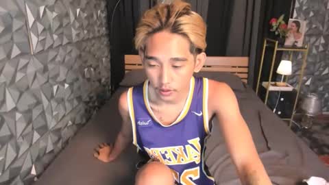 Snapshot of hardcore_julius69 chatting on 02-27-25, 05:45 prance online show from 02-27-25, 05:45