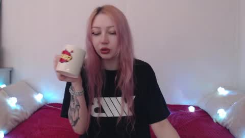 Emily online show from 04-11-26, 08:13