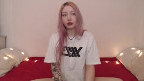 Emily online show from 04-22-26, 08:21