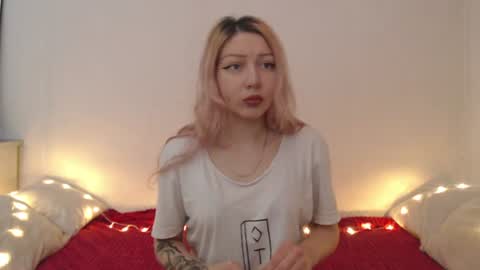 Emily online show from 06-10-26, 10:19