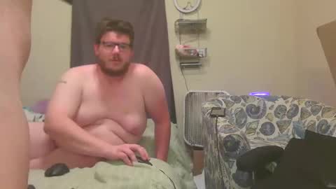 Snapshot of hardenflacker58100 chatting on 11-03-25, 02:13 Harden and Redd Blossom online show from 11-03-25, 02:13