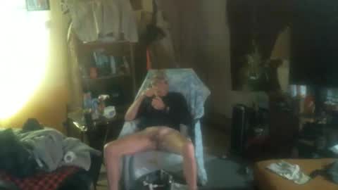 Snapshot of hardinhand44 chatting on 11-21-25, 10:19 john nobles online show from 11-21-25, 10:19