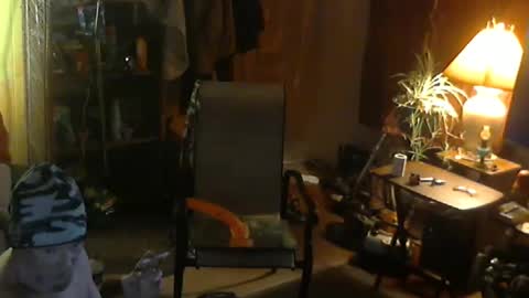 Snapshot of hardinhand44 chatting on 03-07-26, 02:52 john nobles online show from 03-07-26, 02:52