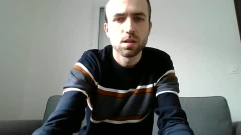 Snapshot of hardmika chatting on 03-08-25, 09:39 Mika online show from 03-08-25, 09:39