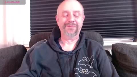 MrLazy online show from 02-05-25, 06:48