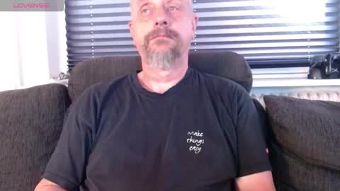 MrLazy online show from 09-10-25, 02:06