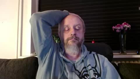 MrLazy online show from 01-06-26, 06:44