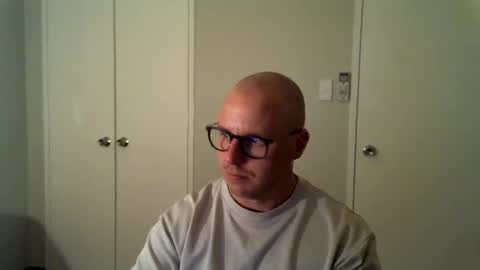 Stand Lee online show from 03-12-25, 07:38