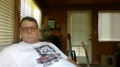 HSS online show from 05-18-26, 01:02