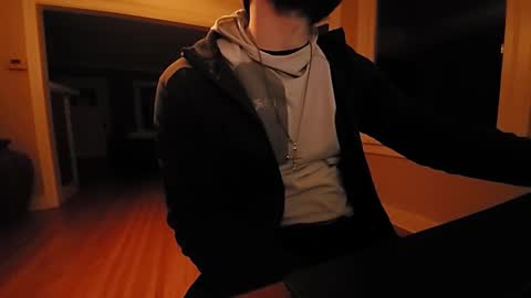 Tom online show from 10-25-25, 04:53