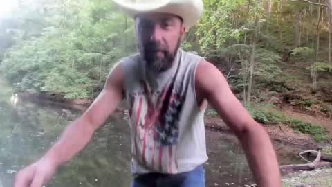 Snapshot of hardworkertn chatting on 09-20-25, 04:41 hardworkertn online show from 09-20-25, 04:41