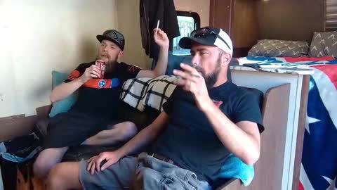 Snapshot of hardworkertn chatting on 09-24-25, 04:10 hardworkertn online show from 09-24-25, 04:10