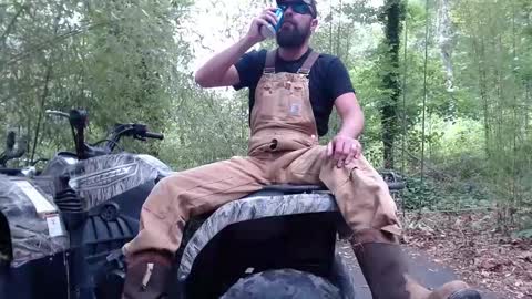 Snapshot of hardworkertn chatting on 10-06-25, 05:10 hardworkertn online show from 10-06-25, 05:10