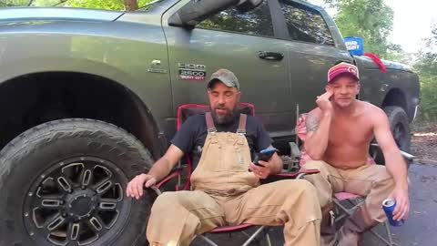 Snapshot of hardworkertn chatting on 10-11-25, 05:44 hardworkertn online show from 10-11-25, 05:44