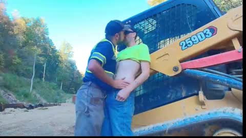 Snapshot of hardworkertn chatting on 10-27-25, 05:50 hardworkertn online show from 10-27-25, 05:50