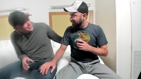 Snapshot of hardworkertn chatting on 11-21-25, 07:12 hardworkertn online show from 11-21-25, 07:12