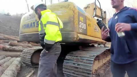 Snapshot of hardworkertn chatting on 12-05-25, 06:26 hardworkertn online show from 12-05-25, 06:26