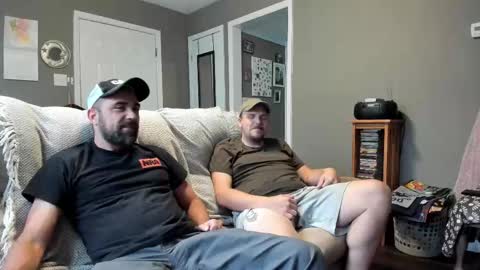 Snapshot of hardworkertn chatting on 12-21-25, 04:58 hardworkertn online show from 12-21-25, 04:58