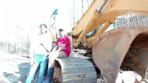 Snapshot of hardworkertn chatting on 02-11-26, 06:46 hardworkertn online show from 02-11-26, 06:46