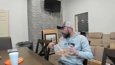 Snapshot of hardworkertn chatting on 02-19-26, 04:47 hardworkertn online show from 02-19-26, 04:47