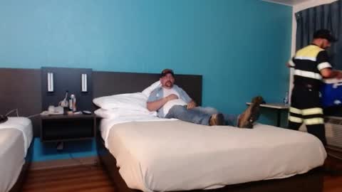 Snapshot of hardworkertn chatting on 03-02-26, 07:10 hardworkertn online show from 03-02-26, 07:10