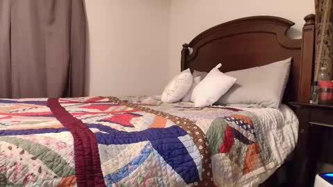 Snapshot of hardworkertn chatting on 03-16-26, 01:22 hardworkertn online show from 03-16-26, 01:22