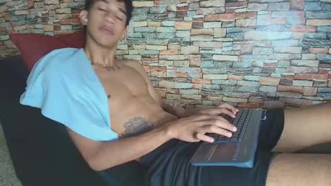 Snapshot of haresandpame_mds chatting on 11-26-25, 02:40 Hares online show from 11-26-25, 02:40