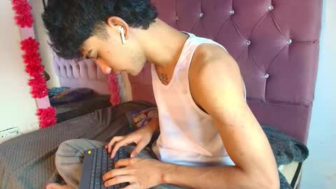 Snapshot of haresandpame_mds chatting on 01-18-26, 02:43 Hares online show from 01-18-26, 02:43