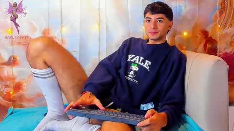 Snapshot of harley_fairy chatting on 01-05-26, 11:41 Harley online show from 01-05-26, 11:41